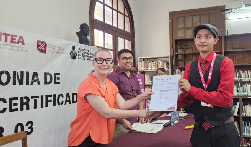 13-ENTREGA-DE-CERTIFICADOS-TAMPICO-6-8-scaled