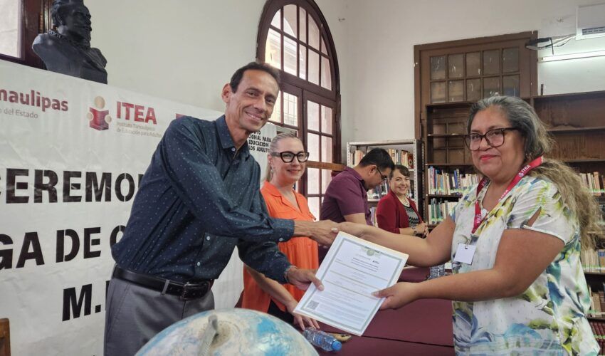 18-ENTREGA-DE-CERTIFICADOS-TAMPICO-6-13-scaled