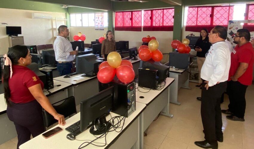 INAUGURACIÓN DE PLAZA COMUNITARIA EN NUEVO LAREDO