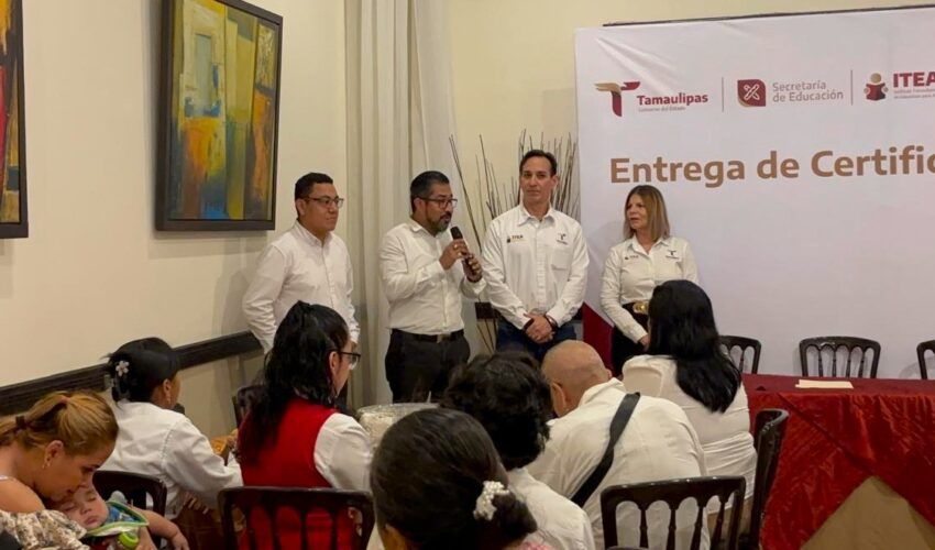 2 Entrega de certificados DIF Altamira. 1 1