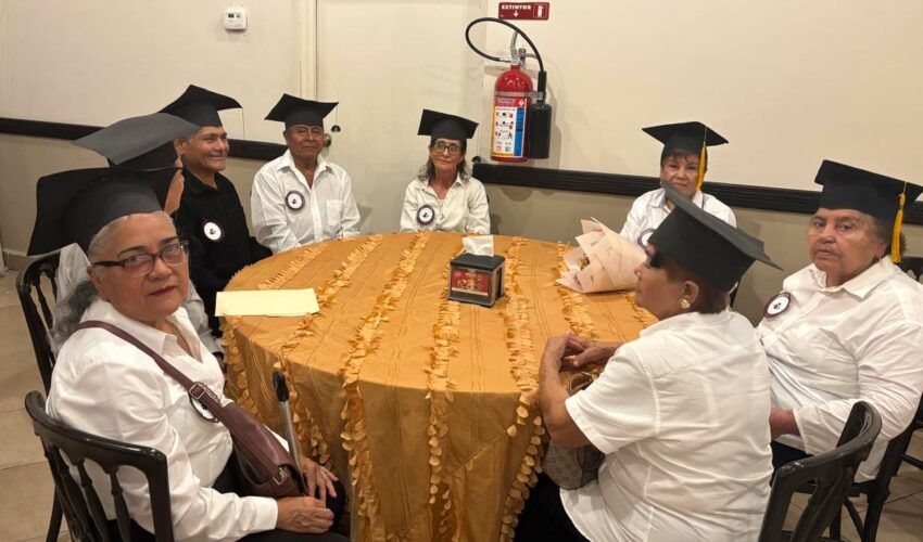 3 Entrega de certificados DIF Altamira 13