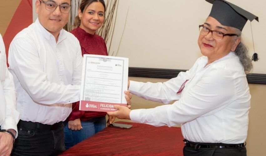 5 Entrega de certificados DIF Altamira 27